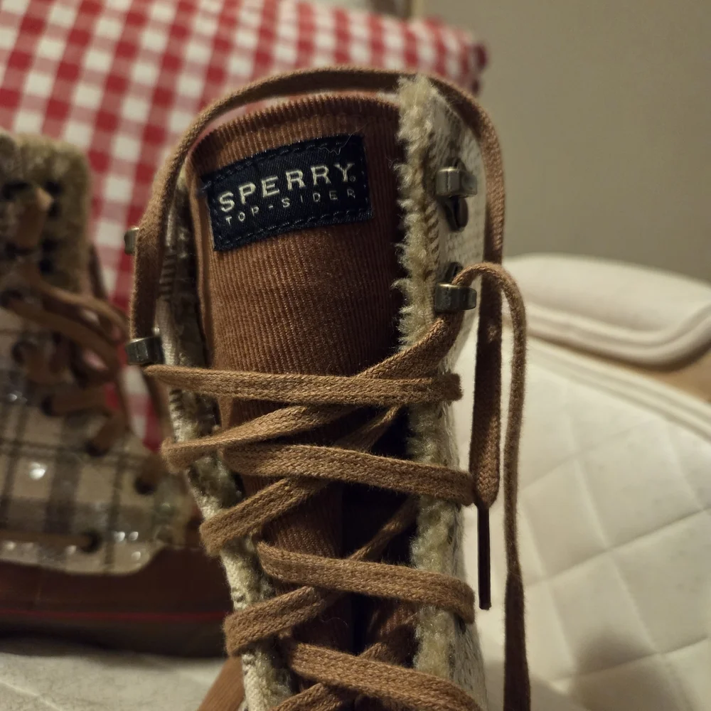 Sperry Topsider Plaid Sherpa-Lined Women's Boots